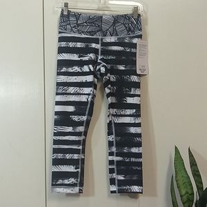 NWT Lululemon Wunder Under Crop II leggings